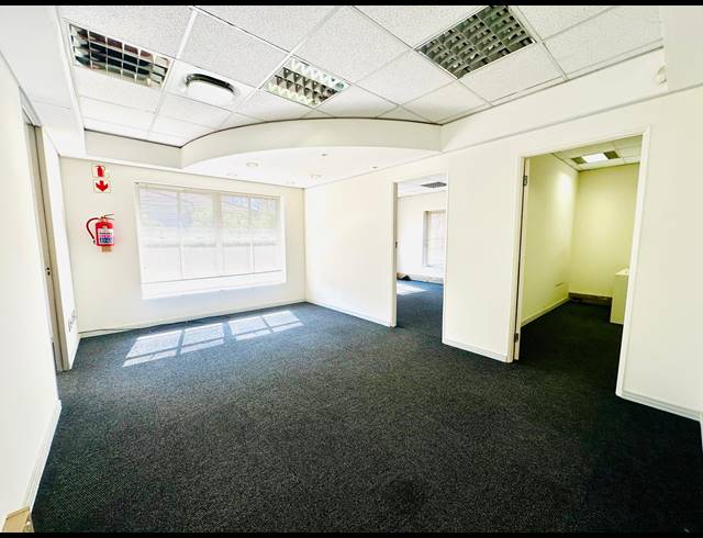 200M² OFFICE TO LET IN BRUMA